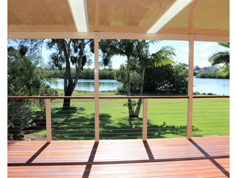 1/7 Sunset Blvd, Tweed Heads West NSW 2485