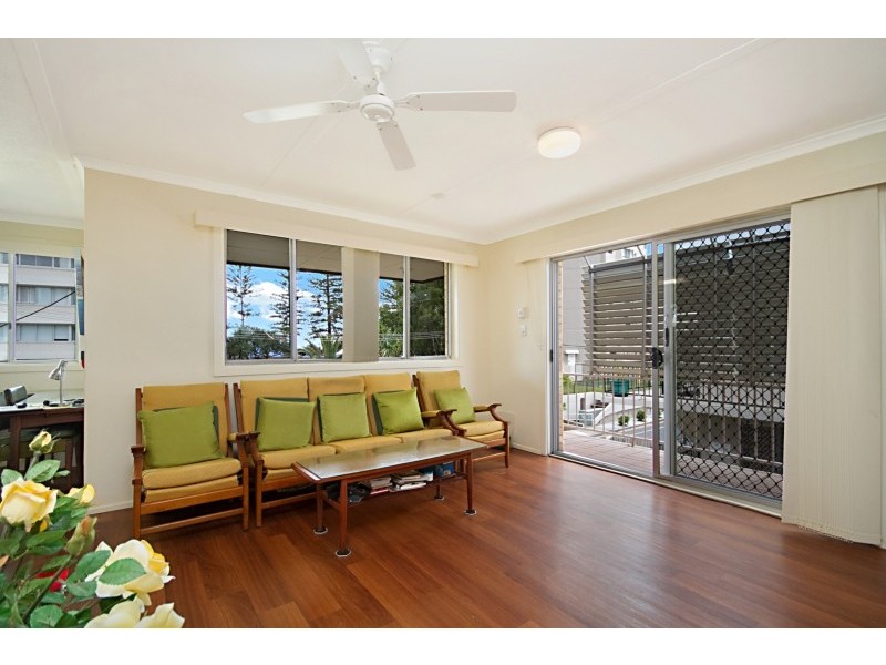 4/26A Eden Avenue, Rainbow Bay QLD 4225