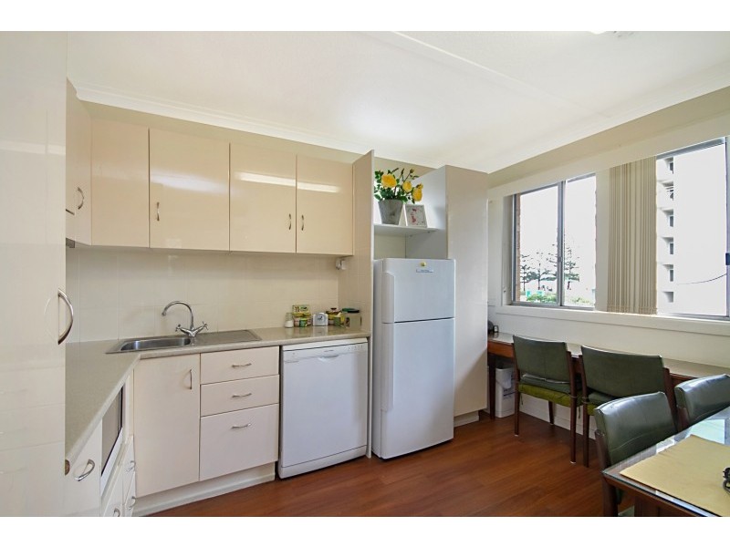 4/26A Eden Avenue, Rainbow Bay QLD 4225