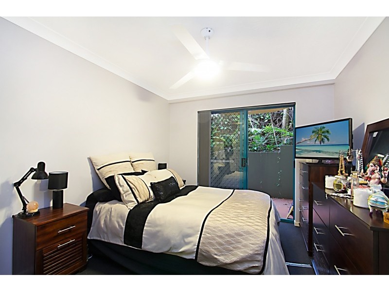 7/27-29 Dutton Street, Coolangatta QLD 4225
