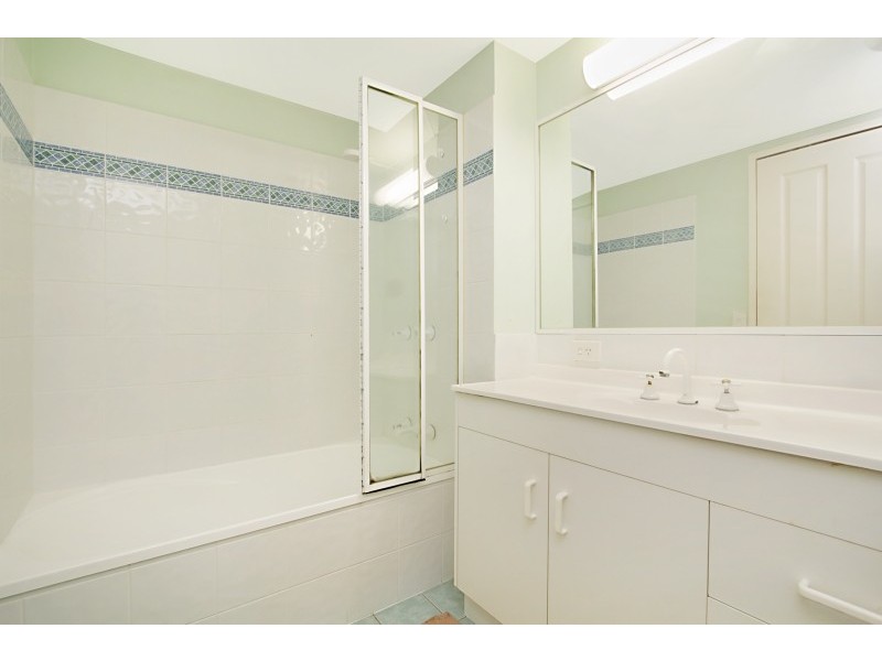 7/27-29 Dutton Street, Coolangatta QLD 4225