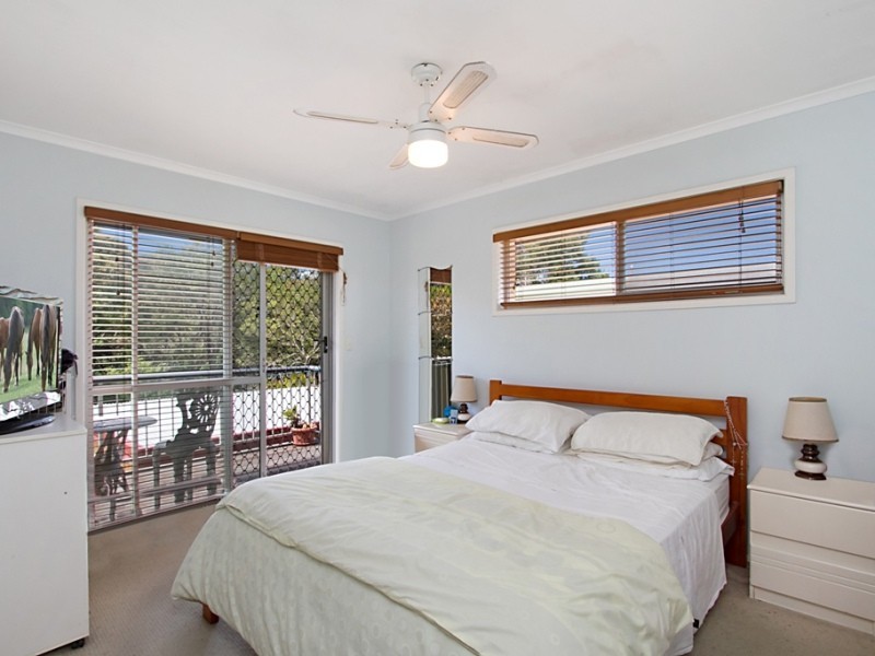 2/53 Coolangatta Road, Kirra QLD 4225