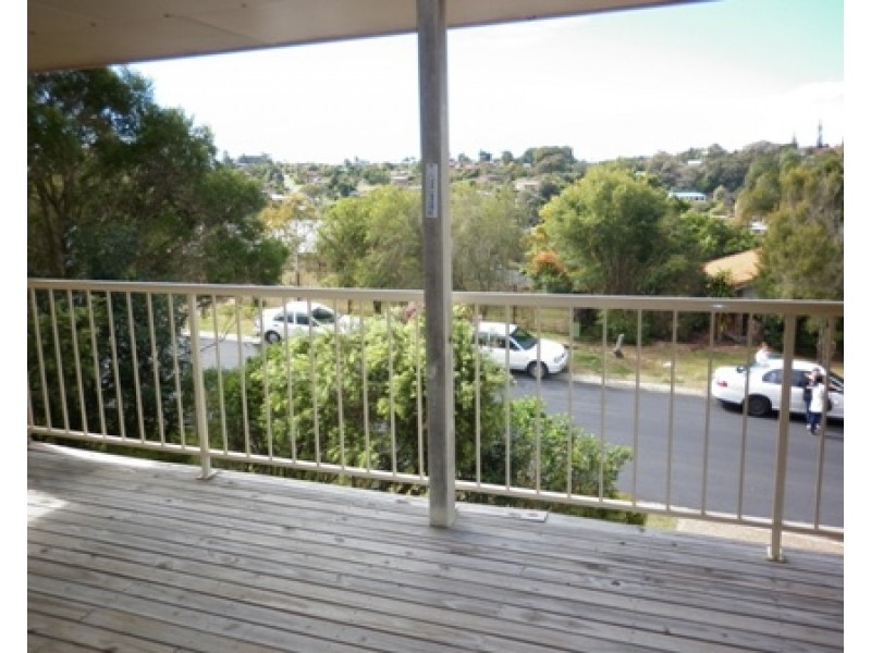 2/2 Shamrock St, Banora Point NSW 2486