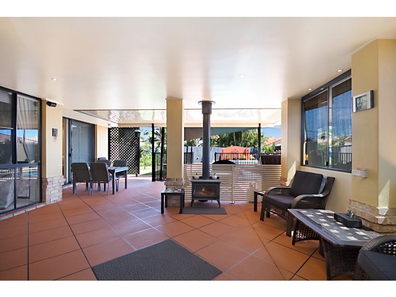 6 New Farm Place, Banora Point NSW 2486