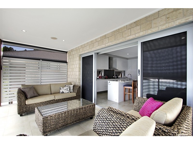 8 Wren Court, Tweed Heads South NSW 2486