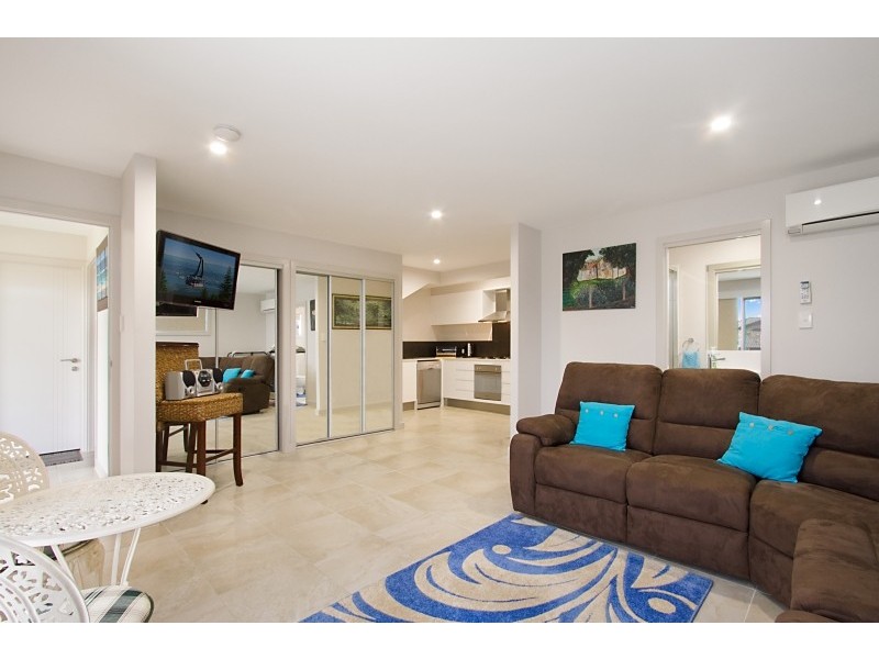 8 Wren Court, Tweed Heads South NSW 2486