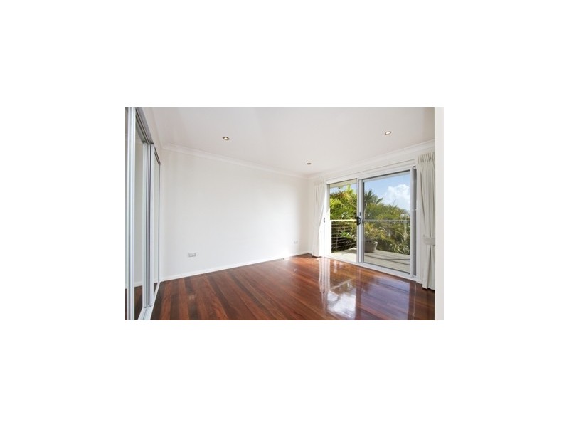 11 Hibiscus Parade, Banora Point NSW 2486