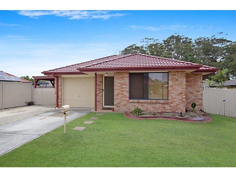 11 Stradbroke Drive, Tweed Heads South NSW 2486