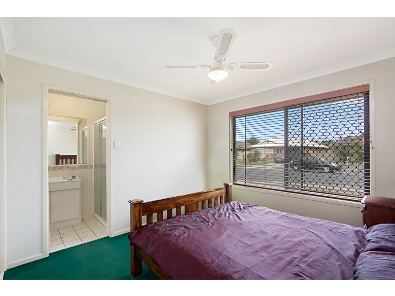 11 Stradbroke Drive, Tweed Heads South NSW 2486