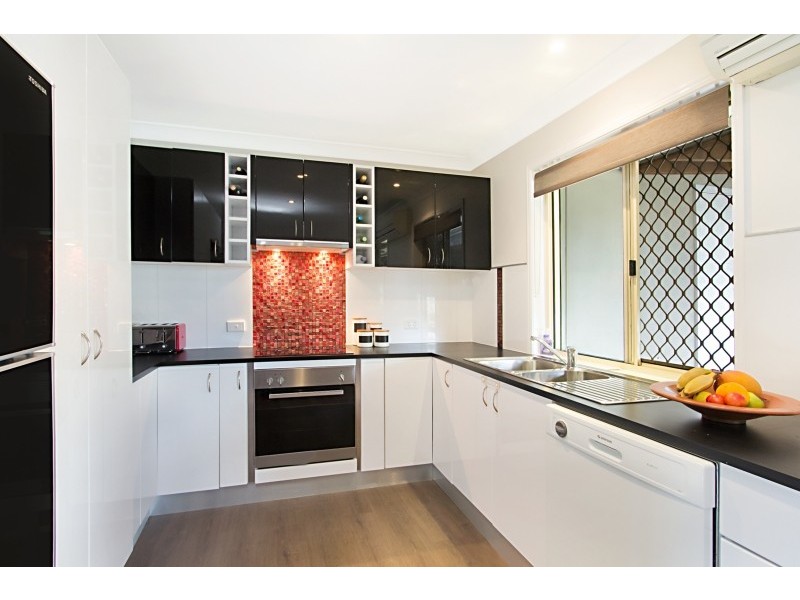 4 Jacabina Court, Banora Point NSW 2486