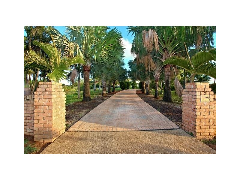 2 Trutes Terrace, Terranora NSW 2486