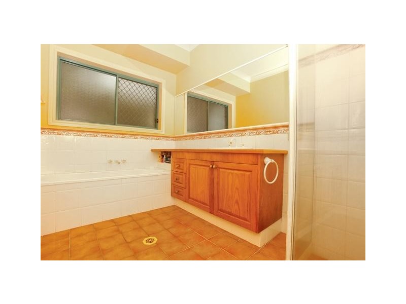 2 Trutes Terrace, Terranora NSW 2486