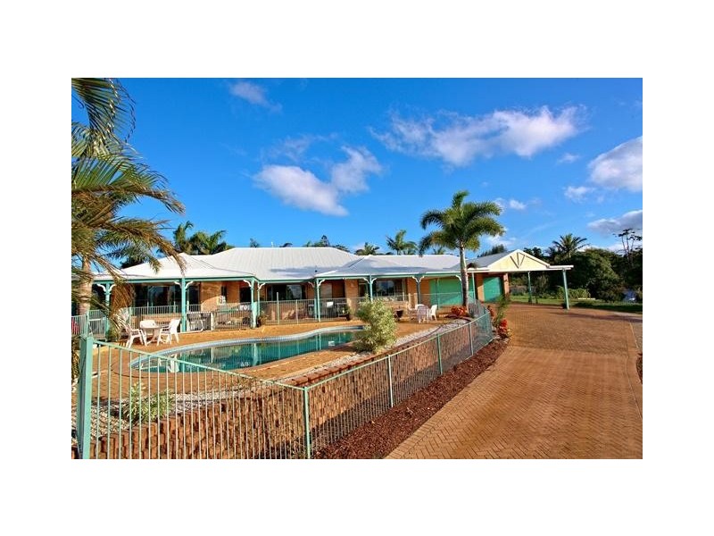 2 Trutes Terrace, Terranora NSW 2486