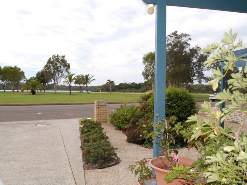 2/48 Keith Compton Drive, Tweed Heads NSW 2485