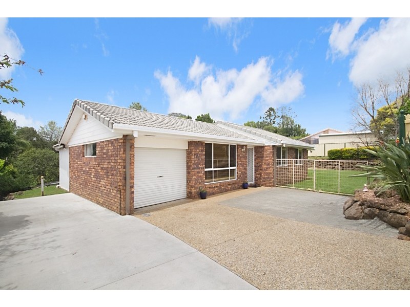 24 Inverness Court, Banora Point NSW 2486