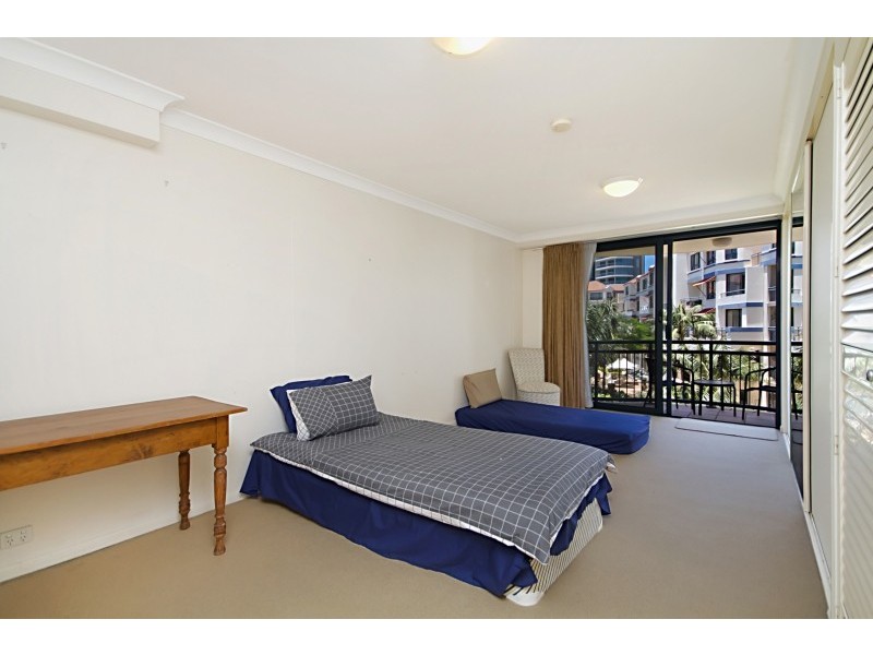 321 & 323/99 Griffith Street ‘Calypso Plaza’, Coolangatta QLD 4225