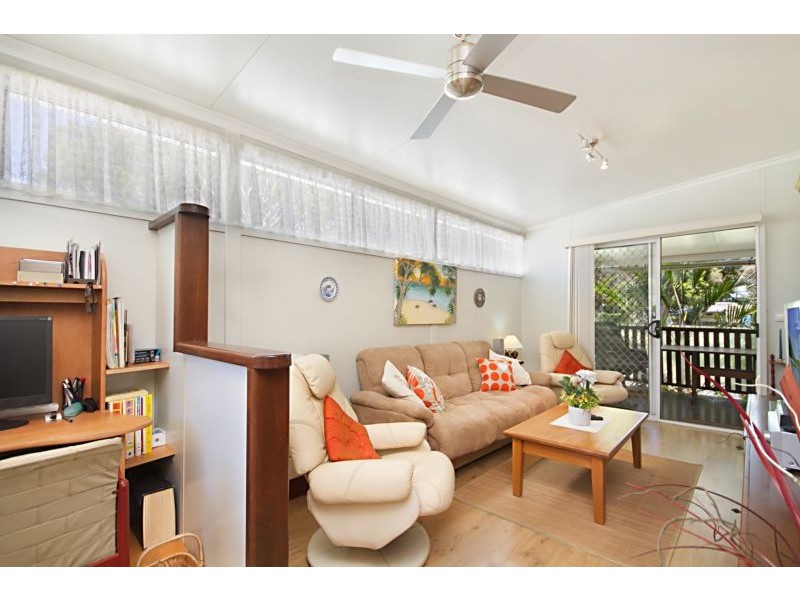 60/10 Charlotte Street, Kirra QLD 4225