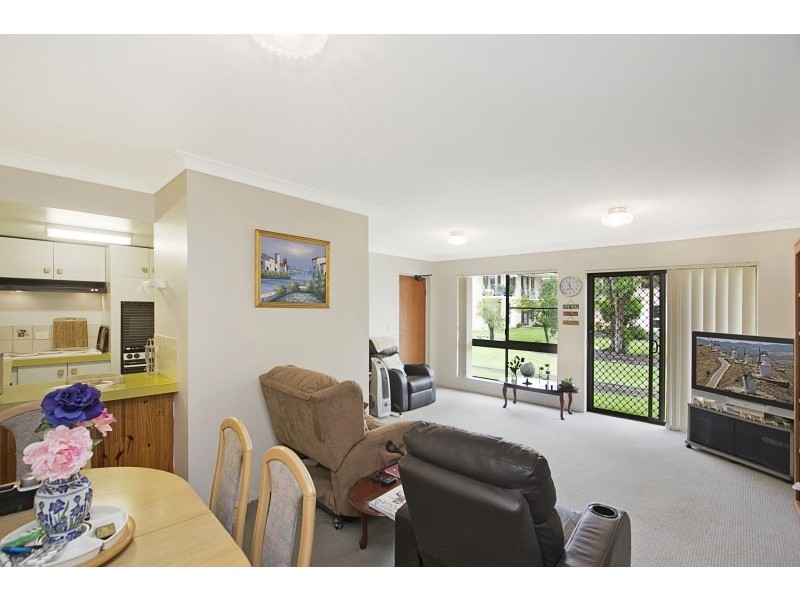 2/42 Dry Dock Road, Tweed Heads South NSW 2486
