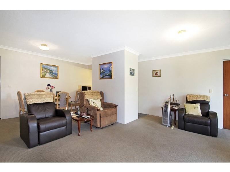 2/42 Dry Dock Road, Tweed Heads South NSW 2486