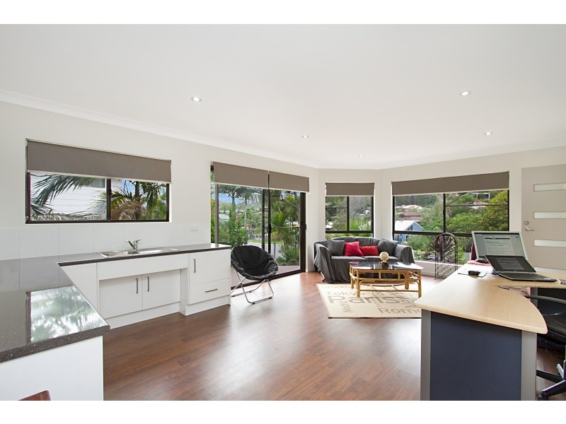 18 Aethalia Street, Currumbin Waters QLD 4223