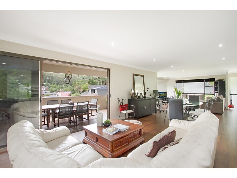 18 Aethalia Street, Currumbin Waters QLD 4223