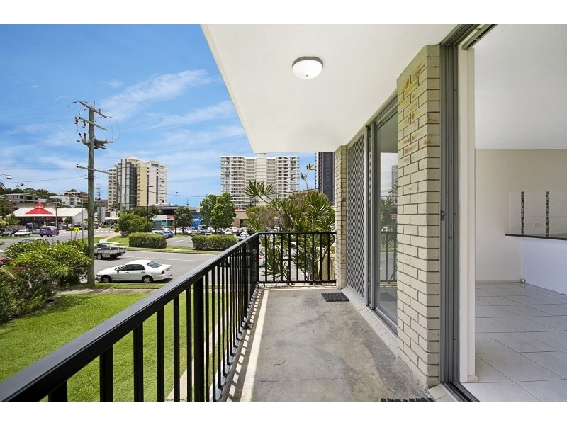 1/30 Lanham Street ‘New Galaxy’, Coolangatta QLD 4225