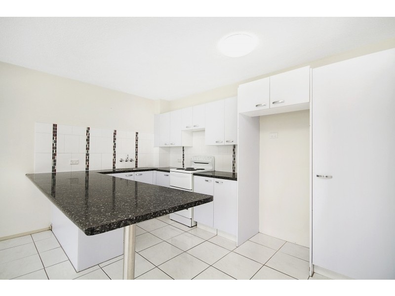 1/30 Lanham Street ‘New Galaxy’, Coolangatta QLD 4225