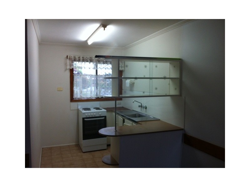 2/18 Haig, Kirra QLD 4225