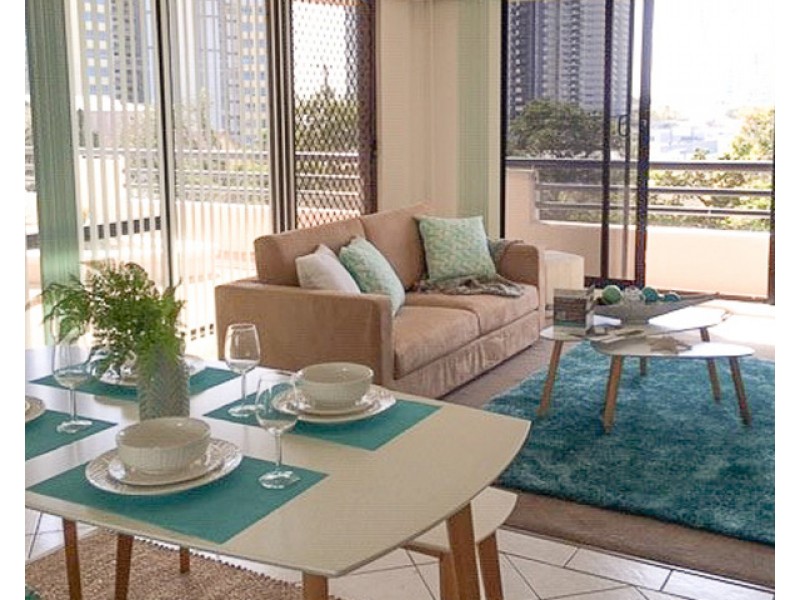 2/23 Garrick Street CHATEAU ROYAL, Coolangatta QLD 4225