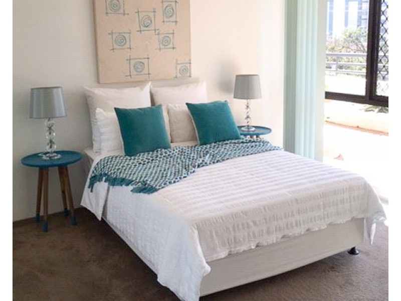 2/23 Garrick Street CHATEAU ROYAL, Coolangatta QLD 4225