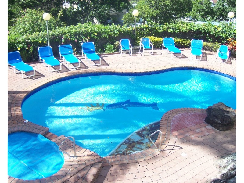 2/23 Garrick Street CHATEAU ROYAL, Coolangatta QLD 4225