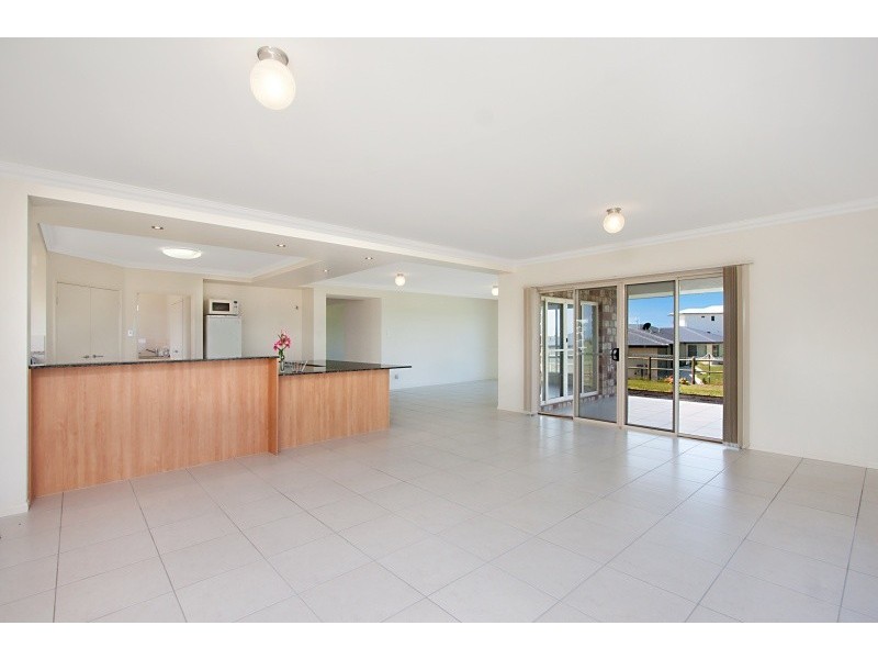 30 Sunnycrest Drive, Terranora NSW 2486