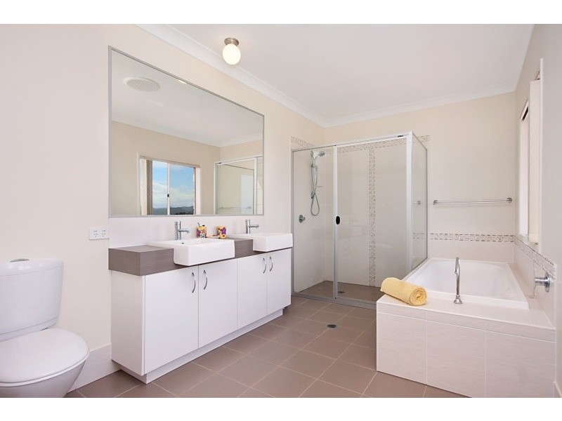 30 Sunnycrest Drive, Terranora NSW 2486