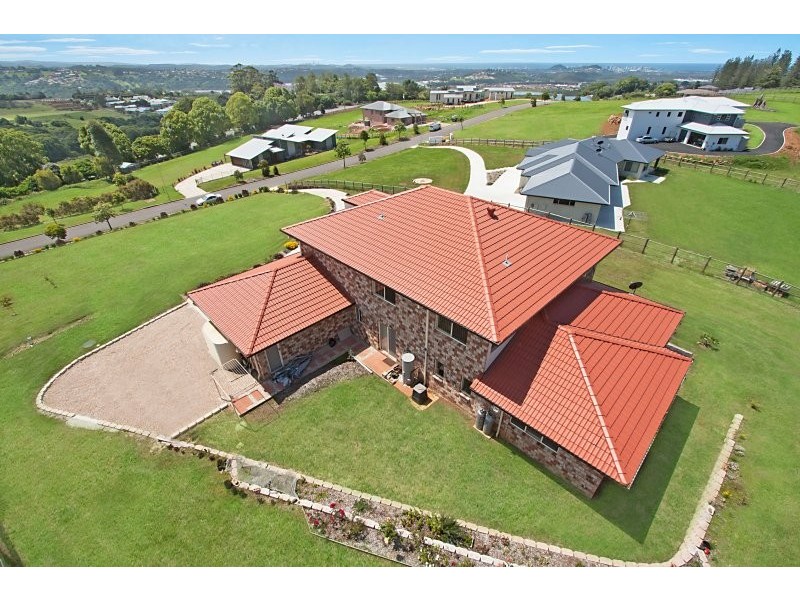 30 Sunnycrest Drive, Terranora NSW 2486