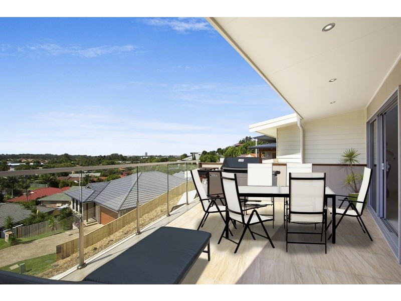 8 Liana Court, Banora Point NSW 2486