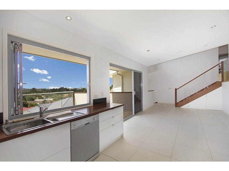 8 Liana Court, Banora Point NSW 2486
