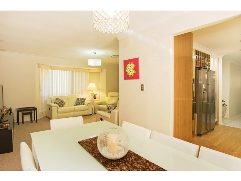 4 Kildare Drive, Banora Point NSW 2486