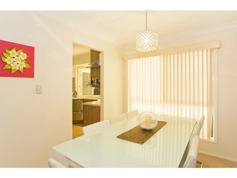 4 Kildare Drive, Banora Point NSW 2486