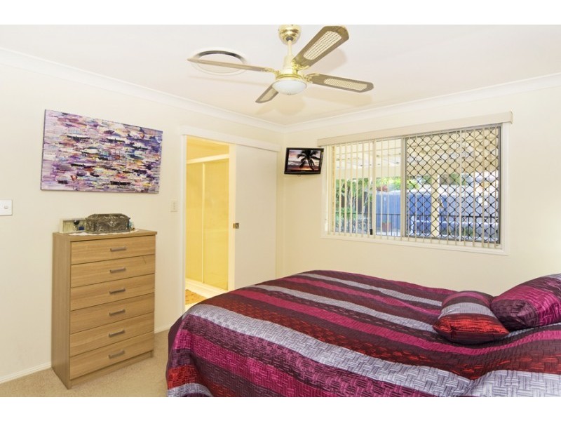 4 Kildare Drive, Banora Point NSW 2486