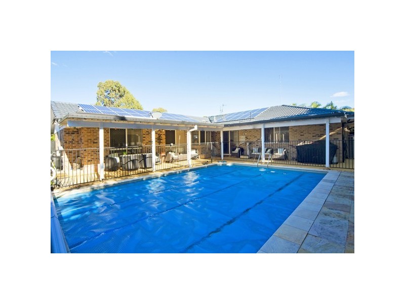 4 Kildare Drive, Banora Point NSW 2486