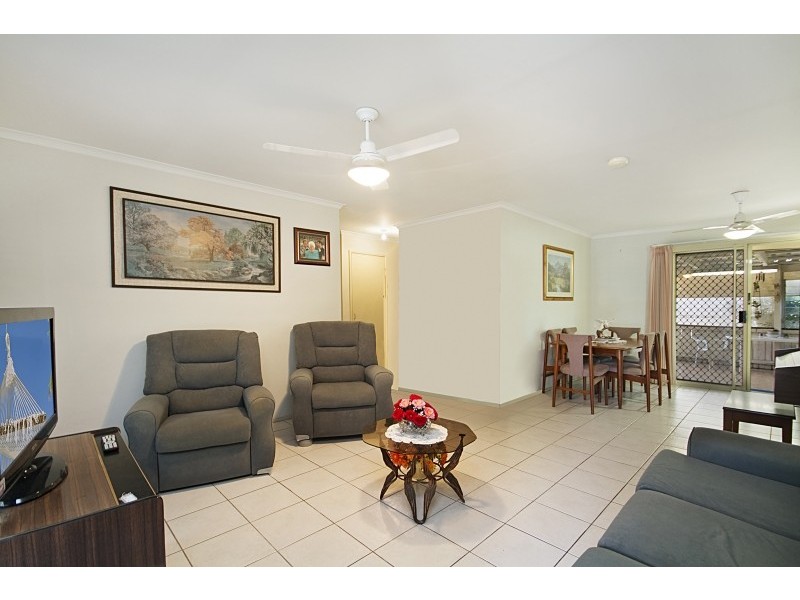 2/57 Covent Gardens Way, Banora Point NSW 2486