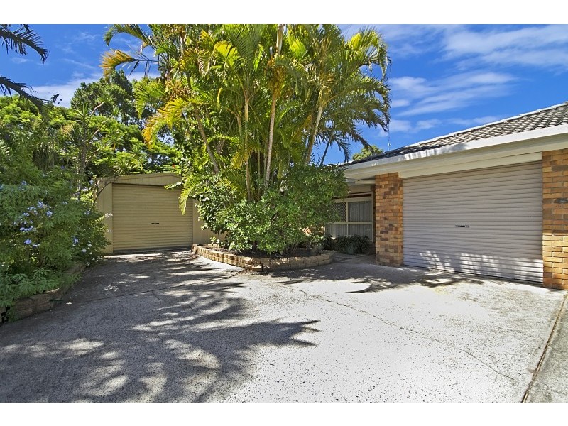 2/57 Covent Gardens Way, Banora Point NSW 2486