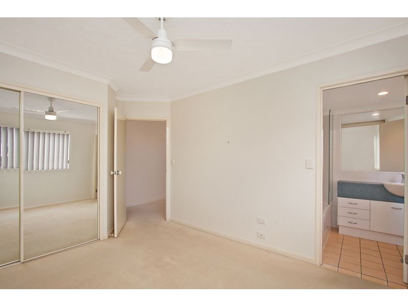 5/48 Coolangatta Road, Kirra QLD 4225