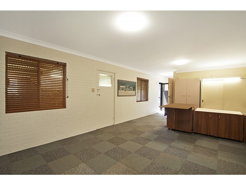 25 Kent Street, Coolangatta QLD 4225