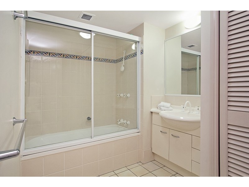 30/5 Hill St ‘Bella Mare’, Rainbow Bay QLD 4225