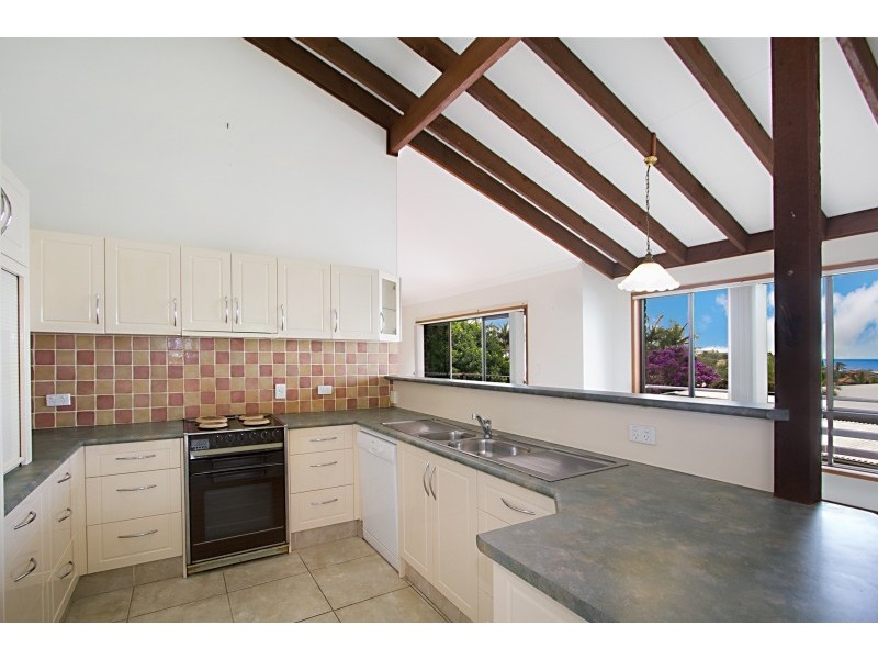20 Inala Ave, Tugun QLD 4224