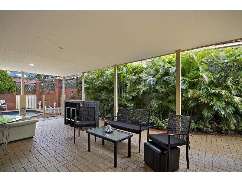 62 Silver Glade Drive, Elanora QLD 4221