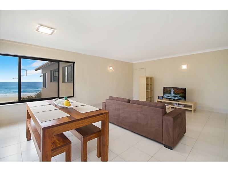 9/367 Golden Four Drive, Tugun QLD 4224