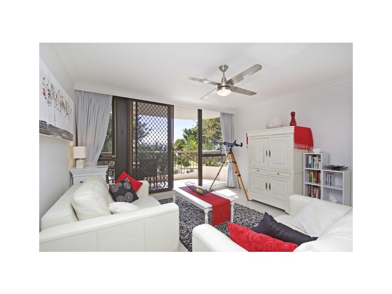4/134 Pacific Parade, Bilinga QLD 4225