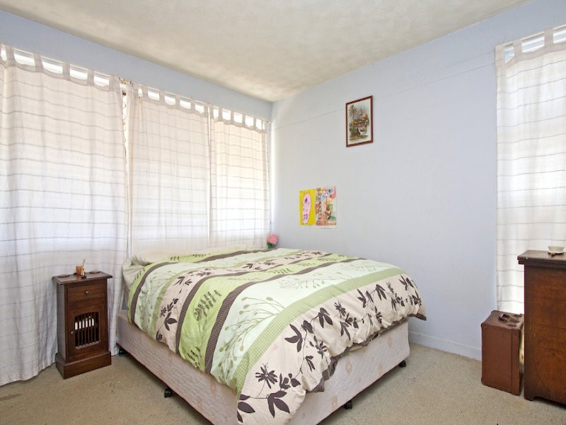 2/44 Pacific Parade, Kirra QLD 4225